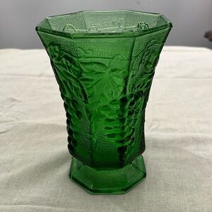 Vintage Anchor Hocking Green Grapes Vine Glass